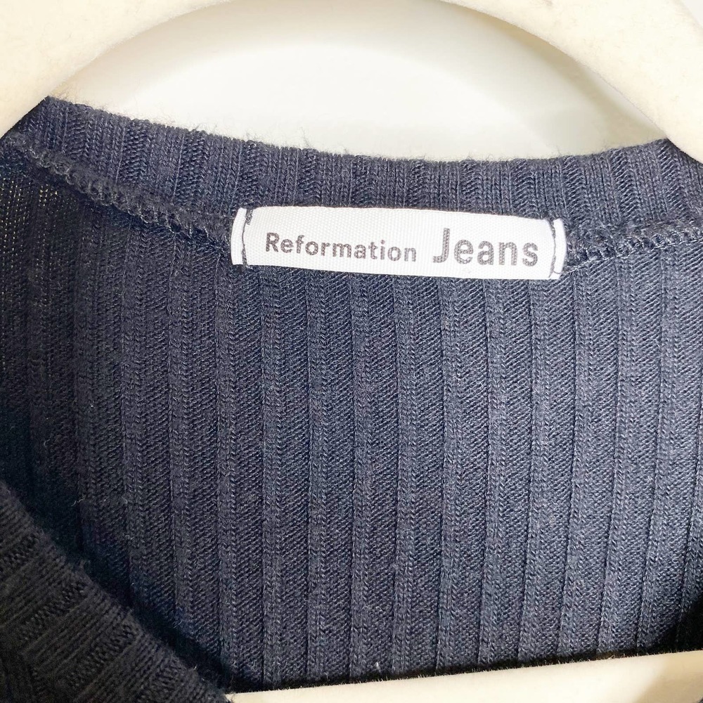 Reformation Black Ribbed Ruched Crop Top - Picture 3 of 9